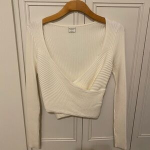 NWOT Cream cropped top